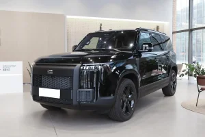 ROX 01 Luxury SUV