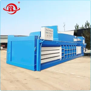 Uma Máquina Baler Automática