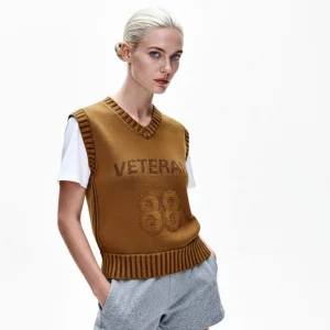 Autumn and Winter New Fashion Sweater Vest 100% Cotton Solid Color V-neck Knitted Sweater Vest Sleeveless Women's Vest