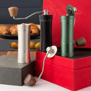 Fabricante OEM de precio mayorista, juego completo de herramientas de café con molinillo de café manual de acero inoxidable personalizado con logo, fábricas de molinillos de café