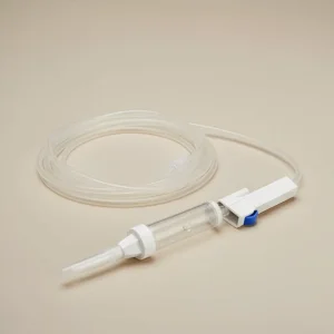 Juego de infusión desechable con tubo de alta elasticidad y pinza de seguridad