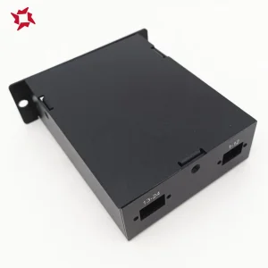 Caixa de metal para equipamentos elétricos autônoma