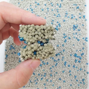 Fábrica OEM Chinesa Lojas Atacadistas Controle de Odor 1-4mm Areia de Bentonita em Bolas Minério Mineral Importado da América Areia para Gato Acessório para Gato