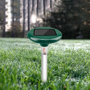 Hot Selling Ultrasonic Rodent Pest Control Repellent with Solar Garden Light