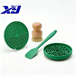 4-in-1 Multi-Pet Slow Feeder Kit For Cats &amp; Dogs, Lick Mat &amp; Interactive Bowl With Peanut Butter Spatula &amp; Cleaning Brush