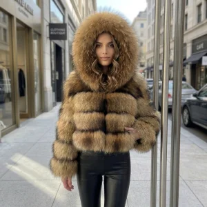 Luxurious Lady's Cape Town Winter Raccoon Fur Coat