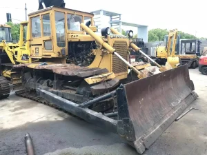 Bulldozer Crawler Cat D6d de segunda mano para venta en pantano