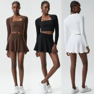 Novas Roupas de Tênis em Duas Peças com Borda Ondulada para Mulheres, Blusa de Manga Longa com Almofadas de Sutiã + Conjunto de Saias de Golfe com Cintura Alta e Babados para Roupas de Pickleball