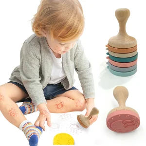 Custom Children's Toy Environmental Cartoon Handle Round Wooden Silicone Stamp For Kids