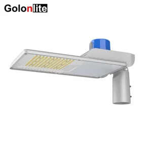 أضواء الشارع الذكية LED الخارجية للأمان تحكم NEMA 4000K 5000K مصباح الشارع الأبيض يعمل تلقائيًا عند الغسق إلى الفجر مع جهاز تحكم عن بُعد للحديقة والشارع