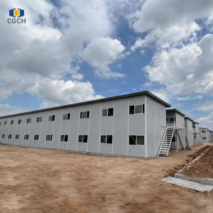 CGCH Container House Labor Camp Prefabricated Steel House Flat Pack Holiday Accommodation Buildings for Desert Construction Site