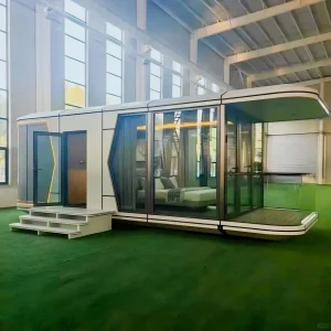 Espacio cápsula de glamping ecológico