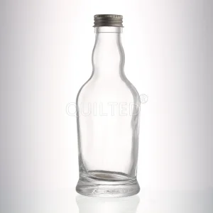China Small capacity 200 ml clear liquor glass gin bottle with screw  Manufacturer, Suppliers