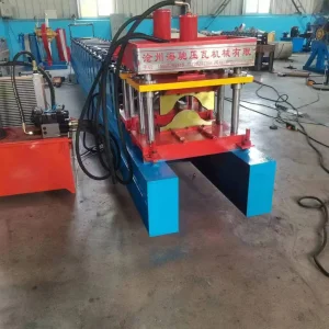 Máquina de conformado de rodillos para tapajuntas de techo de metal Máquina para fabricar tejas de cumbrera