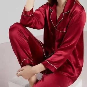 Lanzamiento de verano popular pijamas de pareja para mujeres de satén y hombres de seda XL