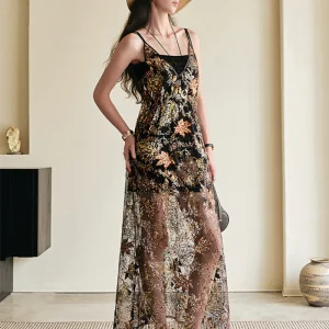 Customized ODM Summer Elegant High-waisted Strapless Bohemian Luxurious Maxi Resort Women's Embroidered Dress