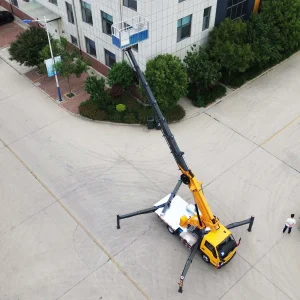 High-Altitude Work Platform Models 32m with Straight Arm for Lifting Transporting Personnel Diesel Fuel New Condition