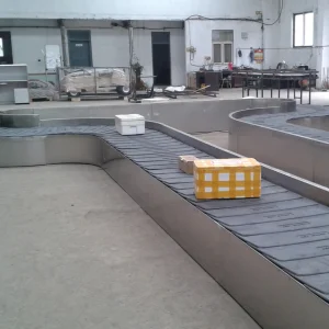 Airport Baggage Luggage Conveyor Belt System at Airport