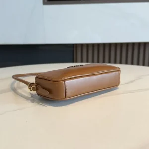 Bolso Baguette