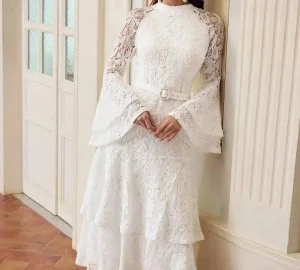 Vestido de encaje manga larga