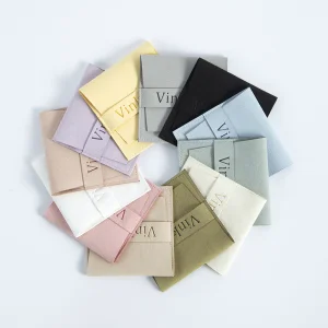 Custom Printed Logo Dust-proof Flap Bag Luxury Microfiber Jewelry Pouch Earrings Necklace Ring Gift Envelope Bags Packaging