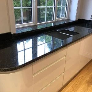 Popular Black Pearl Granite for Leathered/Honed/Polished Kitchen/Worktop/Vanity/Countertop Cut-to-Size Slab/Tile/Floor/Wall Factory Wholesale