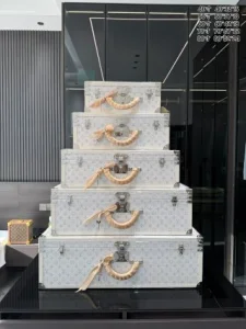 Tower Trunk