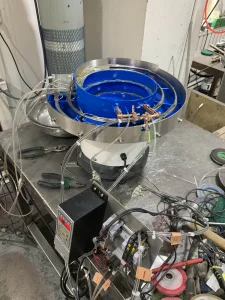 Double-line Feeding Machine
