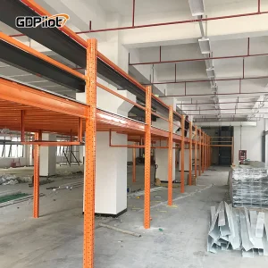 Sistema de estanterías de entrepiso duradero para una mejor exhibición de productos