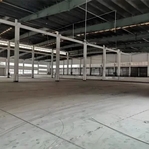 Durable Steel Storage Facility with Grade 8 Earthquake Resistance