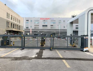 Versatile Automatic Aluminium Sliding Telescopic Gate for Factories and Gardens