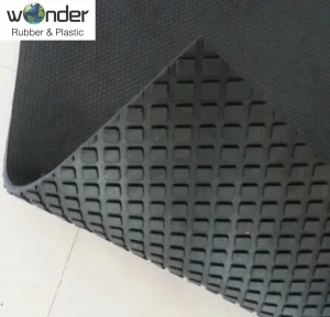 Interlocking Dairy Cattle Cow Flooring Bed Mattress Ramp Livestock Horse Stable Mat