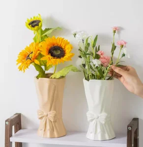 China Elegant Bouquet Ceramic Vase – Matte White with Embossed Bow  VDLK2405531 Supplier, Suppliers
