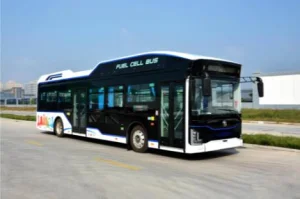 4x4 Bus
