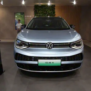 VW ID. 6 X