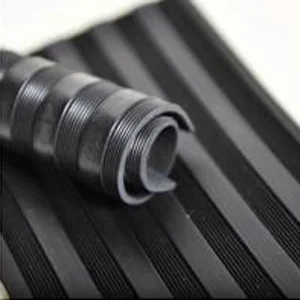 Alfombrilla de goma negra SBR