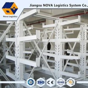 Estante cantilever de metal