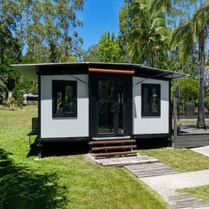 Capsule House