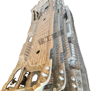 Original Truck Parts China Truck Auto Body Parts 28EWZF411R-03126 Bumper Body New Energy