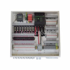 4 Strings in 1 Out PV Array Combiner Box for Off/On Grid Solar Power System