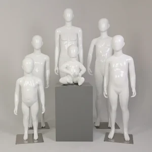 Hot Sale High Demand Wholesale Kids Baby Mannequin Full Body Dummy Fiberglass Mannequin for Children Clothes Window Display