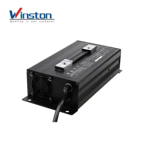 900W Lead Acid / Gel AGM 220V Car Battery Charger 12V 24V