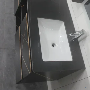 Espejo de armario de hotel de piedra sinterizada resistente al ácido, acero inoxidable y vidrio, lavabo de baño montado en la pared de alta calidad