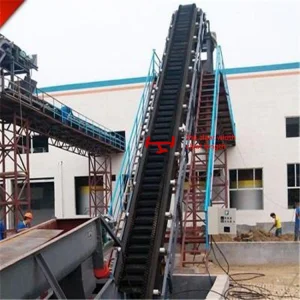 Inclined Cleated Rubber Conveyor Belt