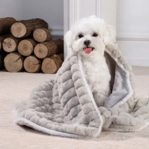 Customized Warm Luxury Cats Blankets Soft Plush Fleece Pet Dog Blanket