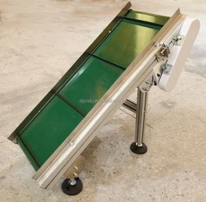 CE Whole Sale Portable Aluminum Small Slope Inclined Conveyor Belt Machine For Restaurant Food Shop &amp; Manufacturing Plant Use