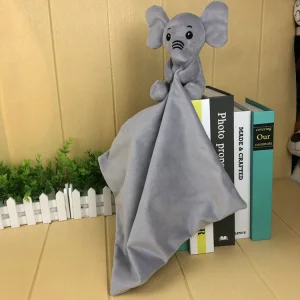 Brinquedo de pelúcia elefante