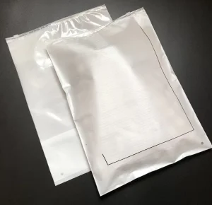 Wholesale Eco-friendly Recyclable LDPE Waterproof Zip Lock Bag Breathable Air Hole Frosted Plastic Packaging Bag Apparel