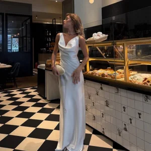 Minimalist White Satin Cowl Neck Formal Maxi Dress &amp; FTS 1688 Low MOQ Sourcing Service with Low Commission