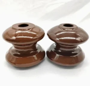 Aislador de porcelana mariposa ED-2 de fábrica, aislador de línea LV de alta resistencia mecánica para terminal de poste y esquina